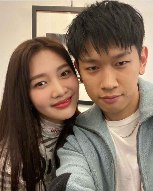 (사진=조이 SNS)