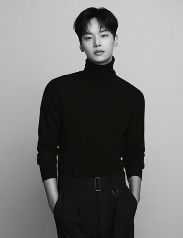 배우 차학연