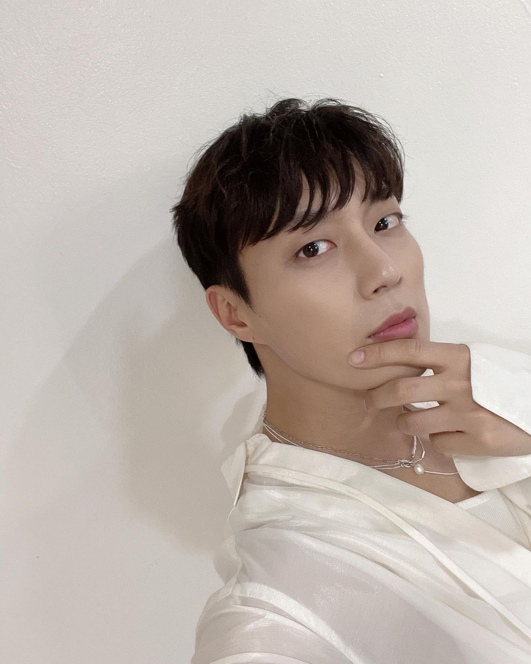 사진: 윤두준 인스타그램