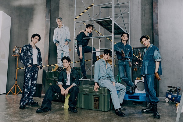 가수 갓세븐, 사진제공 워너뮤직코리아